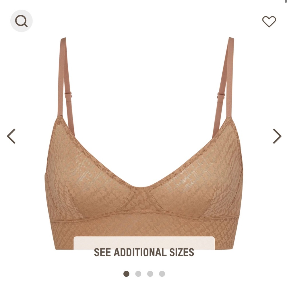 Skims logo triangle bralette
